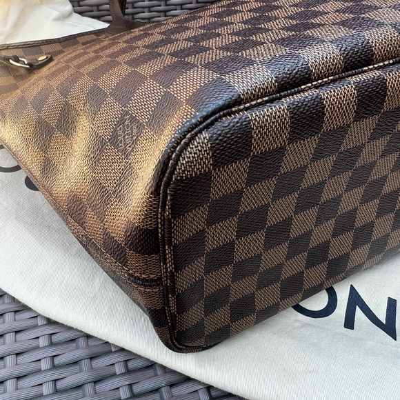 Louis Vuitton Neverfull MM DE - Picture 7 of 17